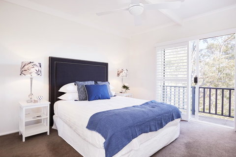 Bright And Spacious Family Home With Leafy Deck - Accommodation Mt Buller 1