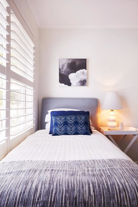 Bright And Spacious Family Home With Leafy Deck - Accommodation Mt Buller 26