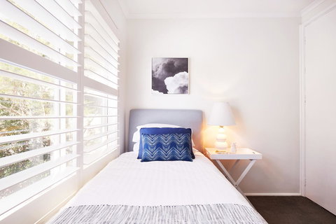 Bright And Spacious Family Home With Leafy Deck - Accommodation Mt Buller 25