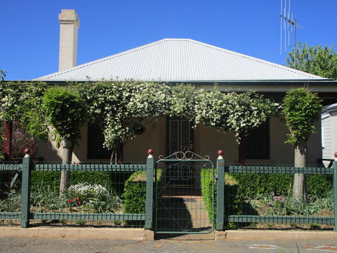 Boot Makers Cottage - Accommodation Mt Buller 1