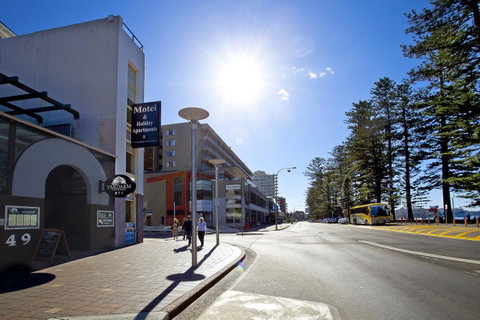 Manly Paradise Motel & Apartments - Accommodation Mt Buller 5