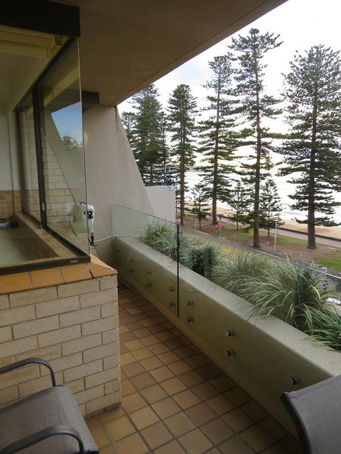 Manly Paradise Motel & Apartments - Accommodation Mt Buller 40