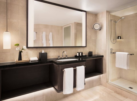 Four Seasons Hotel Sydney - Accommodation Mt Buller 17