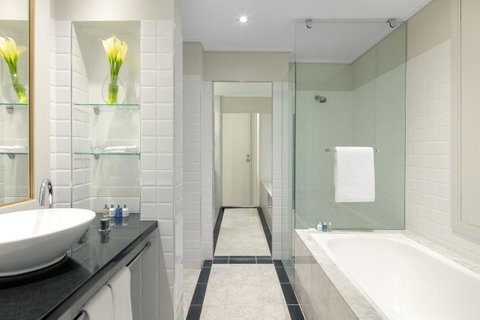 Radisson Blu Plaza Hotel Sydney - Accommodation Mt Buller 7