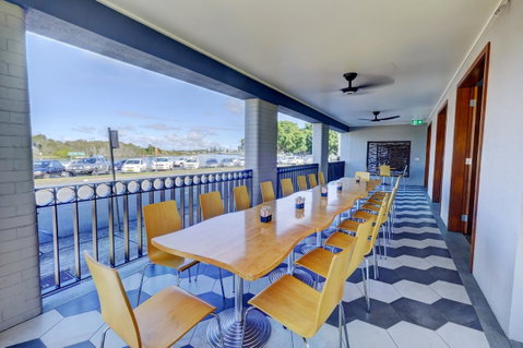 Lakes And Ocean Hotel Forster - Accommodation Mt buller 7
