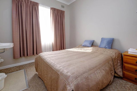 Lakes And Ocean Hotel Forster - Accommodation Mt buller 10