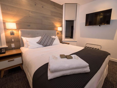 Crown Hotel Surry Hills - Accommodation Mt Buller 2