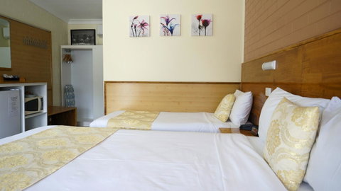Highway Motor Inn Taree - Accommodation Mt buller 11