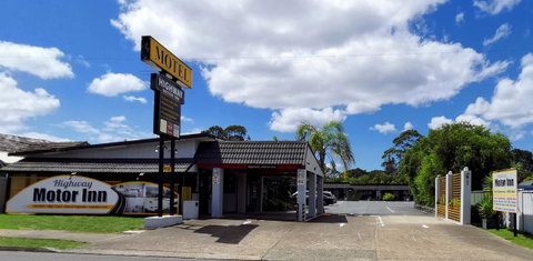 Highway Motor Inn Taree - Accommodation Mt buller 3