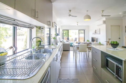 ZEN QUEST - The NOMADS PAD Near Nightcliff Markets & Sunset Foreshore - Accommodation Mt Buller 25