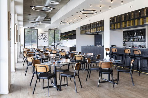 Mantra MacArthur Hotel - Accommodation Mt Buller 4