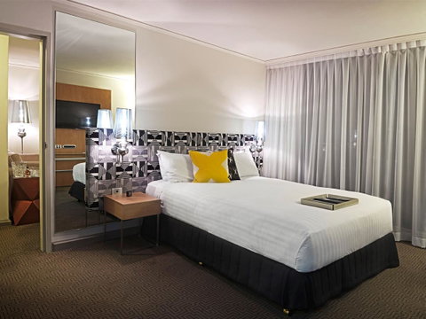 QT Canberra - Accommodation Mt buller 8