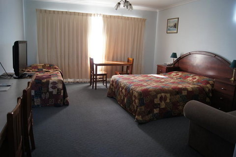 Bordertown Dukes Motorinn - Accommodation Mt Buller 1