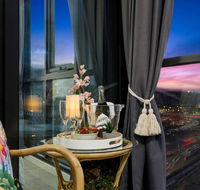 Braddon Penthouse Top Location Netflix WiFi Views - Accommodation Mt Buller