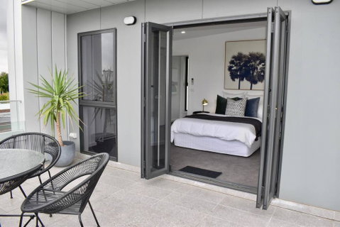 Brand New 2 Bed Apartment With Stunning City Views - Accommodation Mt Buller 2