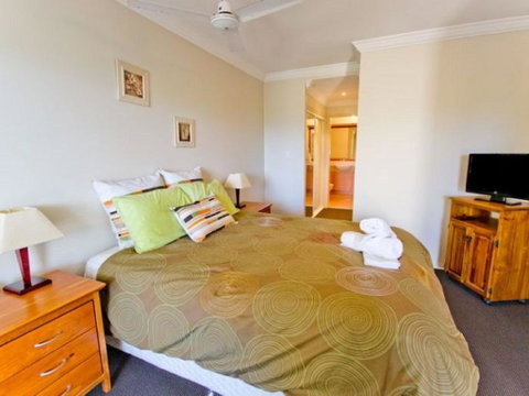 Breakers 1/8 - Accommodation Mt buller 3