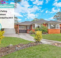 CAMPBELLTOWN HOLIDAY HOME 3 BED  FREE PARKING NCA039 - Accommodation Mt Buller