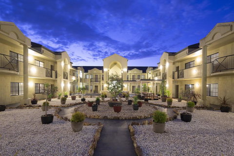 Canberra Parklands Central Apartment Hotel - Accommodation Mt Buller 1