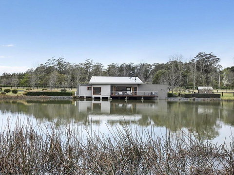 Casa Sul Lago - Quite Simply A Very Special Place - Accommodation Mt buller 0