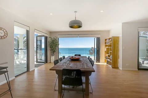 Castaways Beach Escape - Accommodation Mt Buller 3