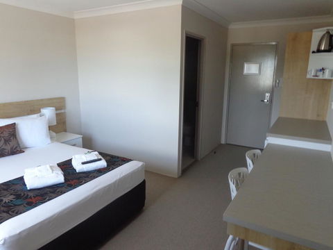 Castle Crest Motel - Accommodation Mt Buller 2