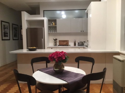 CBD Little Paris - StayCentral - Accommodation Mt Buller 1