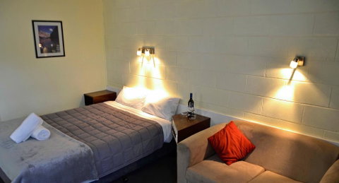 Charles Sturt Motor Inn - Accommodation Mt buller 0