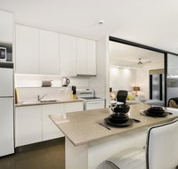 City Getaway Modern Bowen Hills 1 Bedroom with Free WIFI and Parking - Accommodation Mt Buller