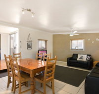 Close to Water Restaurants and Clubs Toorbul St Bongaree - Accommodation Mt Buller