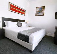 Commercial Hotel Hay - Accommodation Mt Buller