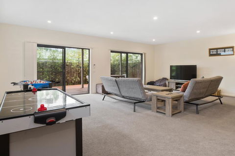 Cootamundra - Accommodation Mt Buller 3