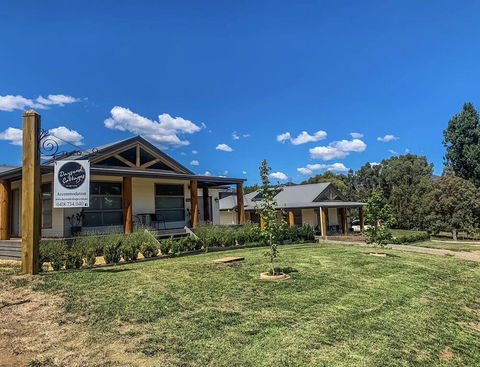 Daysend Cottages - Accommodation Mt Buller 0