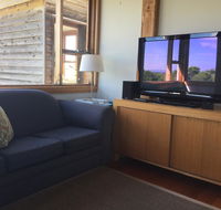 Dolphin Beach House - Accommodation Mt Buller
