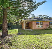 Dolphin Cottage - in the heart of Callala Beach - Accommodation Mt Buller