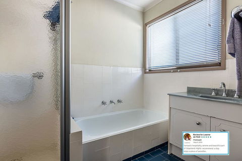 Eagle Bay Cottage - Accommodation Mt Buller 2