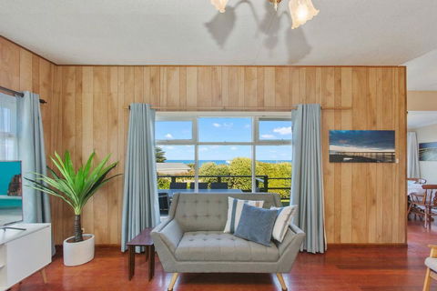 EIGHTY STEPS - Walk To The Ocean Edge - Accommodation Mt Buller 0