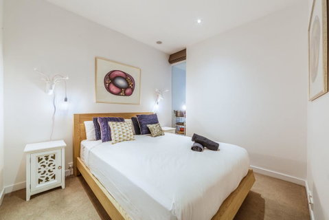 Elegant 1 Bed 1 Bath & Free Parking - Accommodation Mt Buller 3