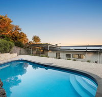 Ellerina Sea Vista Luxury Family Retreat with sauna pool amazing water views walk to beach - Accommodation Mt Buller