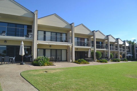 ELSINOR Townhouse 4 Mulwala - Accommodation Mt Buller 0