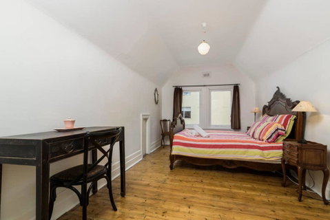 Elwood Eclectic Gem - Accommodation Mt Buller 3