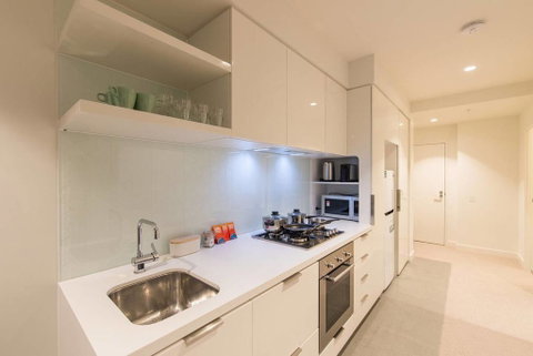 Eporo Tower 1 Bedroom Modern Apartment Central CBD - Accommodation Mt Buller 2