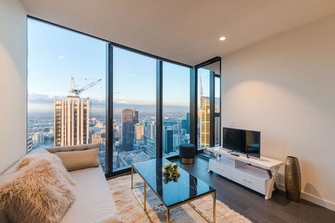 EQ Tower Luxury 2 Bedroom Skyline CBD Apartment - Accommodation Mt Buller 2
