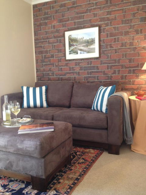 Every Man And His Dog Vineyard - Accommodation Mt Buller 1