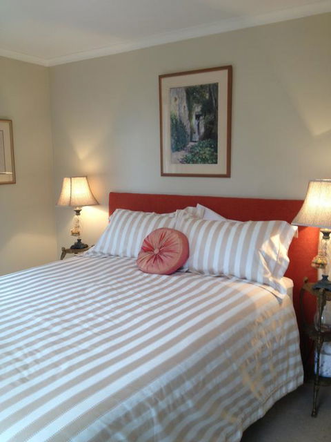 Every Man And His Dog Vineyard - Accommodation Mt Buller 0