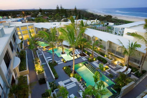 EXTRA LARGE 2 Bed Apartment - 3 Pools And Spa - Mountain View - BEACHFRONT LOCATION CABARITA BEACH - Accommodation Mt Buller 2