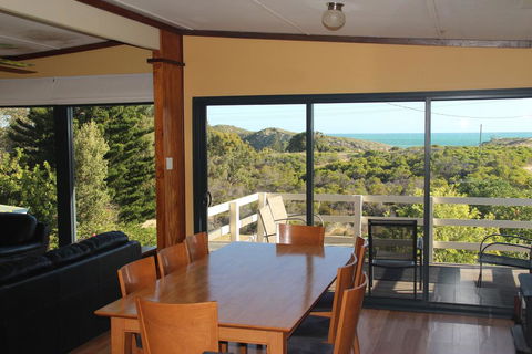 Gabbadah Beach House - Accommodation Mt Buller 1
