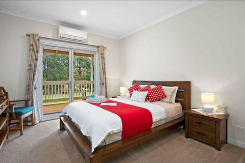 GALBRAITH BEACH STUDIO 2 - Accommodation Mt Buller 0