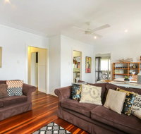 Homely Pembroke On The Park Cottage - Accommodation Mt Buller