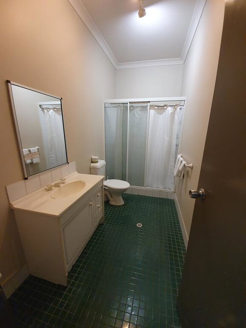 Hotel Allen - Accommodation Mt Buller 3