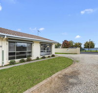 Lake Escape on Pool Avenue - Accommodation Mt Buller